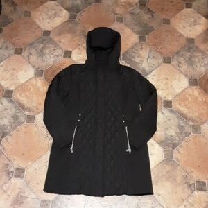 Jones New York Black Quilted Ski Jacket Size L.